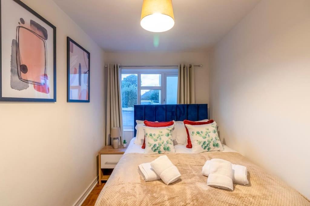 Beautiful Sea View 2 Bedroom Sleeps 6-Free Parking Bournemouth Exteriér fotografie